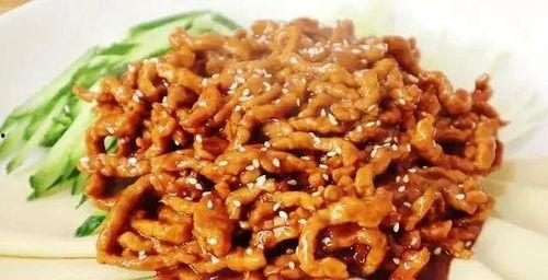 京酱肉丝的做法视频,传统美味，酱香四溢，制作步骤详解