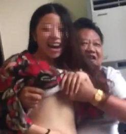 女生脱衣服视频,揭秘女生脱衣视频背后的故事