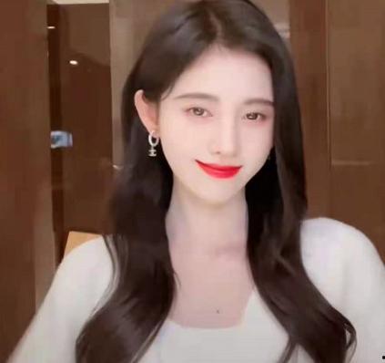 鞠婧祎视频,展现魅力与才华的瞬间