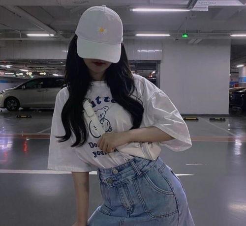 熟女露脸视频,揭秘网络热传露脸视频背后的故事