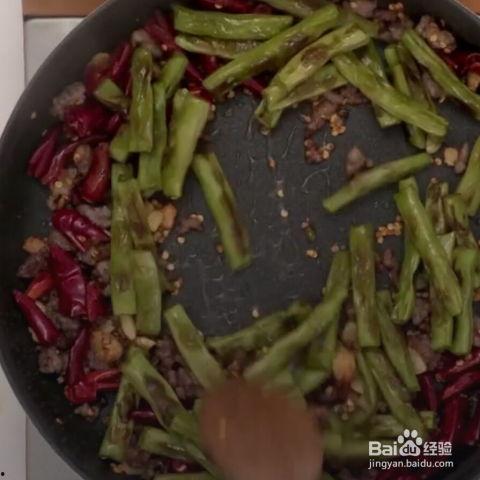 干煸豆角怎么做视频,家常美味一学就会
