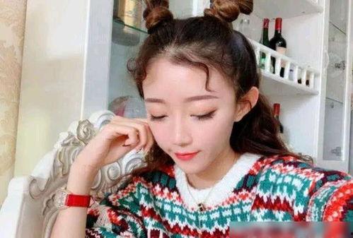 小伊伊吃瓜爆料图片,吃瓜现场大揭秘！