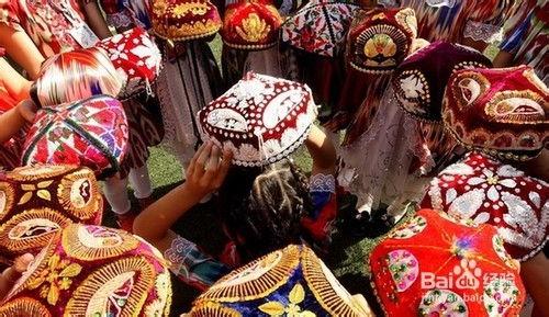 维吾尔族吃瓜爆料,揭秘他们的“吃瓜”文化