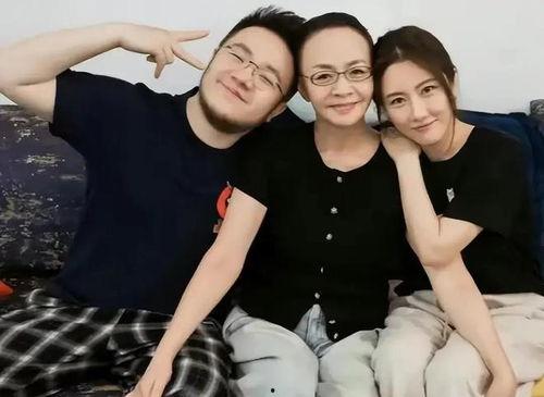 51八卦爆料吃瓜,明星幕后真相，吃瓜群众速来围观！