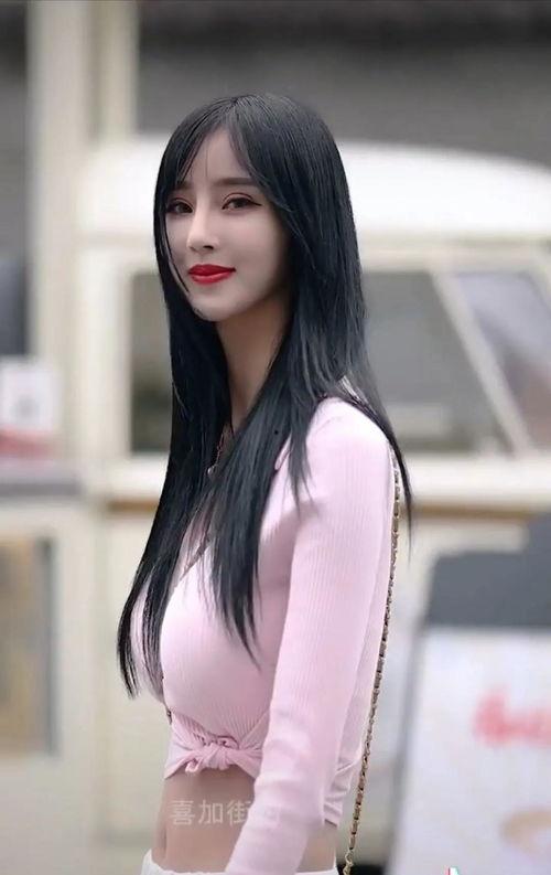 最新吃瓜爆料抖音网红,神秘恋情曝光，背后故事令人唏嘘！”