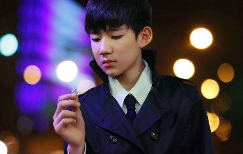 王源资源爆料吃瓜,揭秘娱乐圈背后的“瓜田”风云