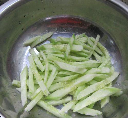 吃黑瓜料能长肉吗,揭秘吃黑瓜料长肉的秘密”